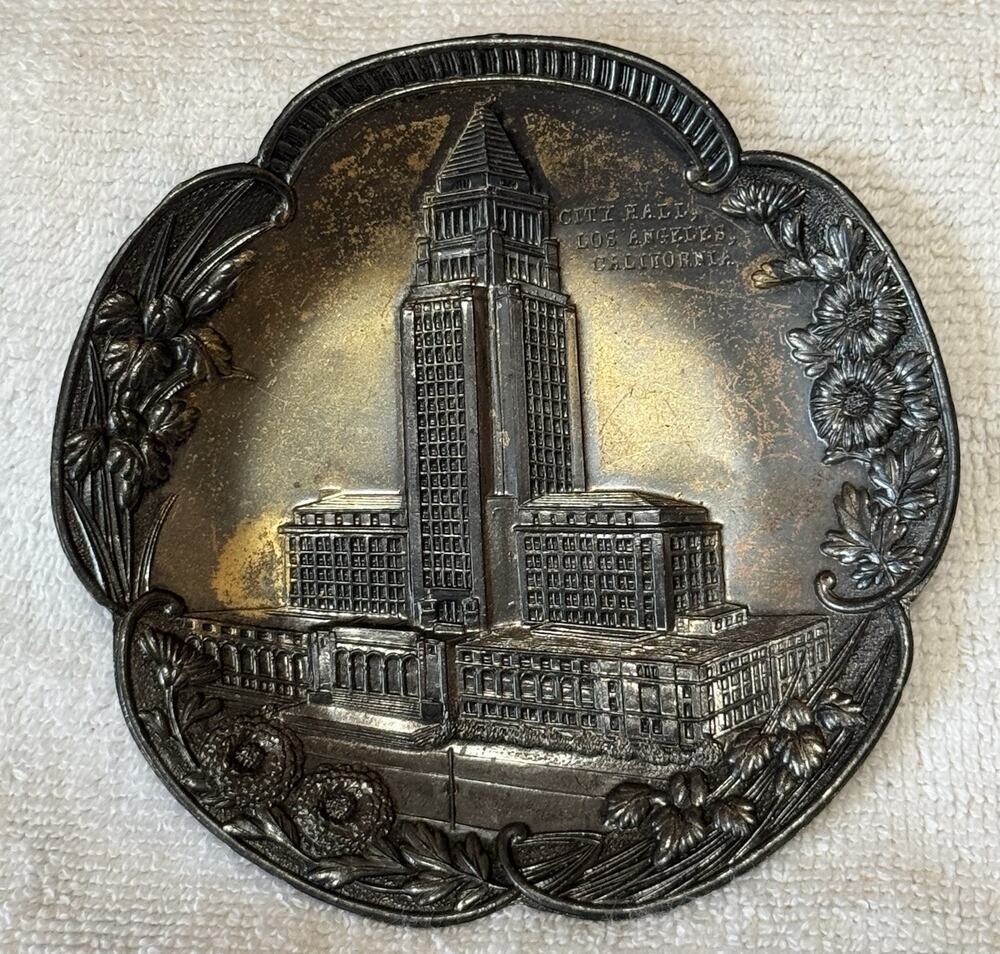Vintage LOS ANGELES Metal Round Ashtray City Hall Souvenir 3.375”